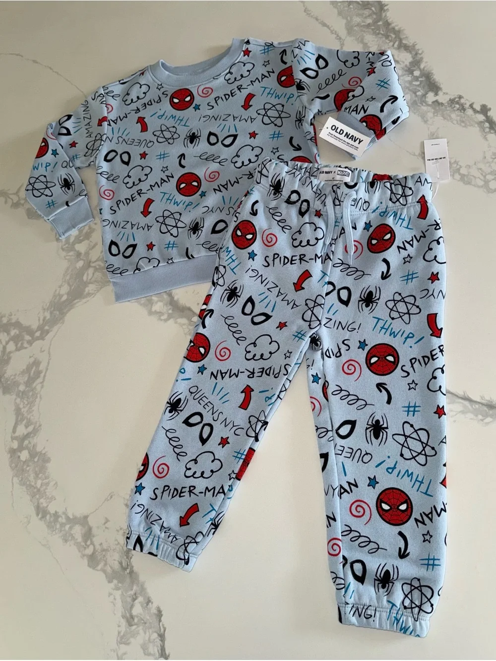 Old Navy Marvel Boys Spider-Man Sweatshirt and Joggers Set 2T